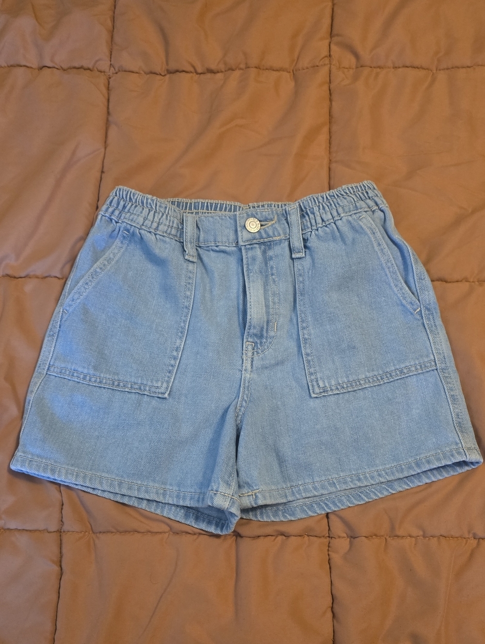 Old Navy Girls Light Blue Denim Cargo Shorts (Size 14)